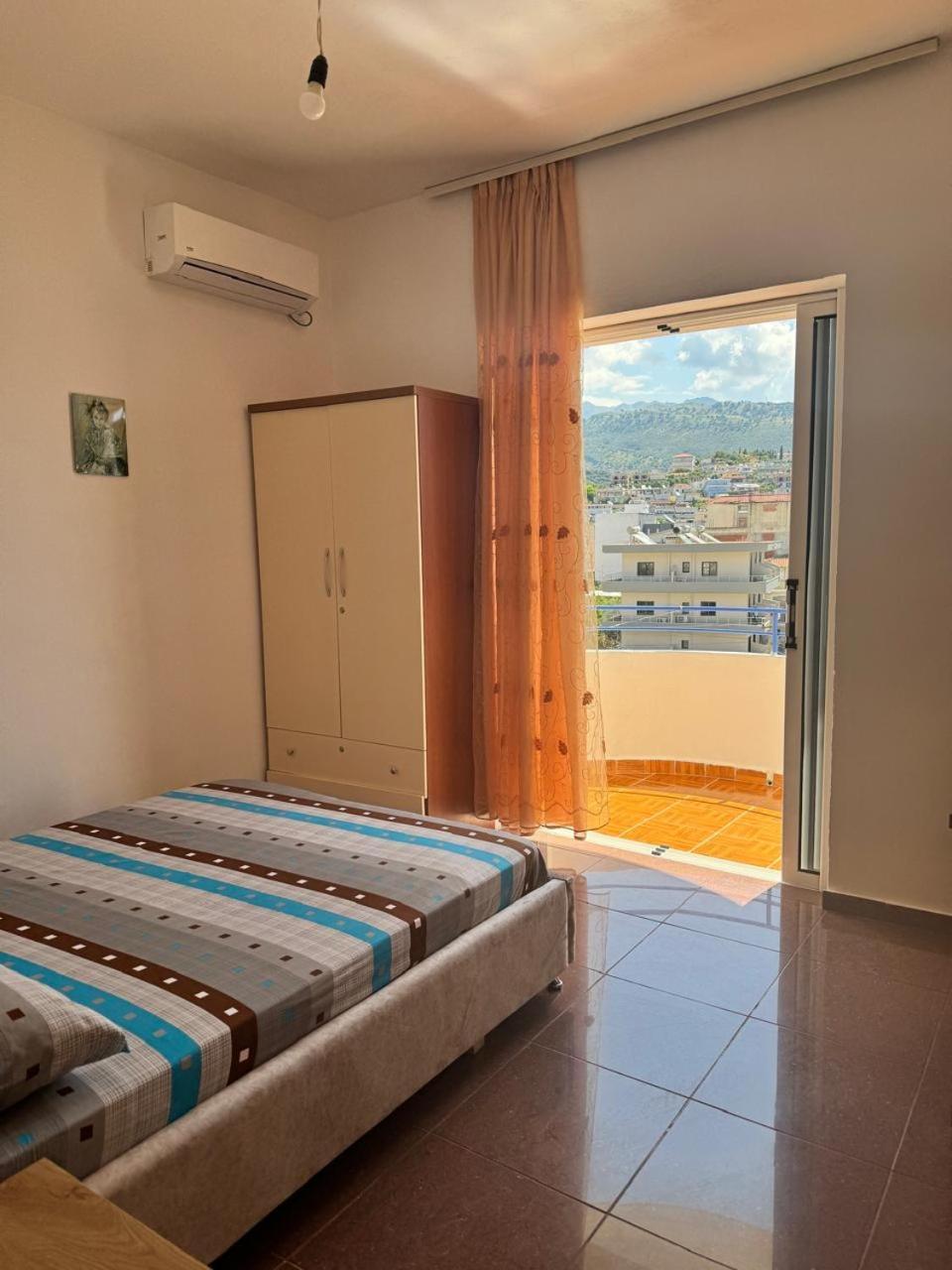 Beachfront Apartment Himara Kültér fotó