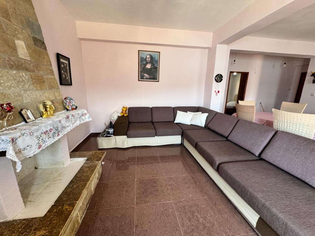 Beachfront Apartment Himara Kültér fotó