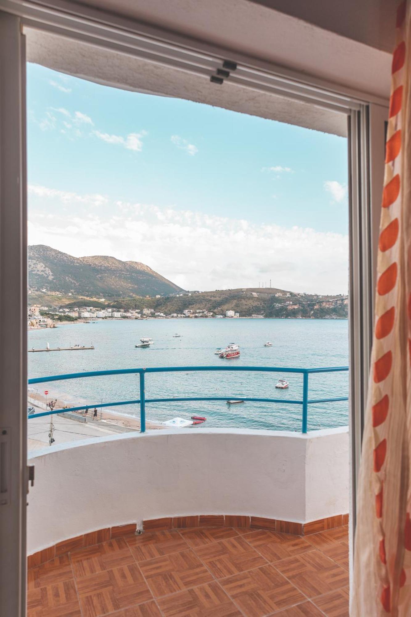 Beachfront Apartment Himara Kültér fotó
